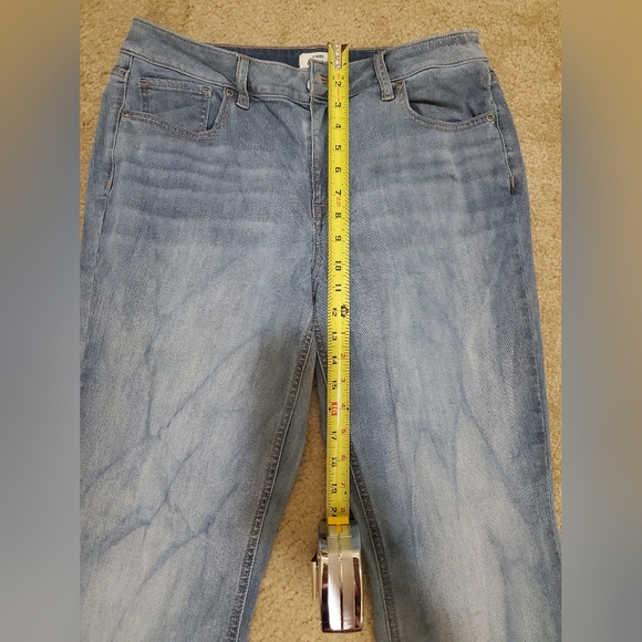 Light Blue Classic m jeans - Picture 5 of 8